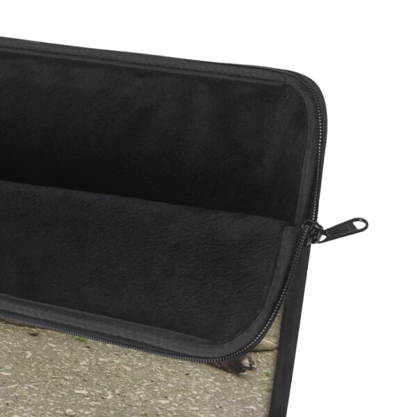 kangaroo Laptop Sleeve - Image 6